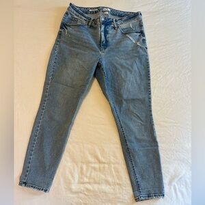 Ava & Viv Distressed Skinny Jeans